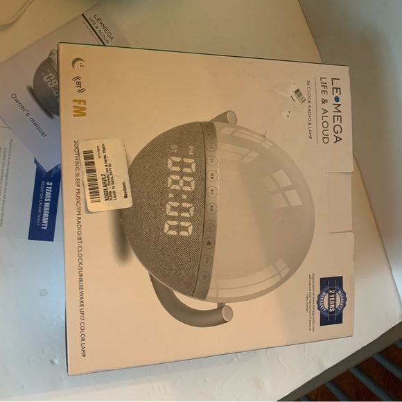 LE Mega Life & Sound Clock Radio & Lamp NWT - Picture 7 of 9